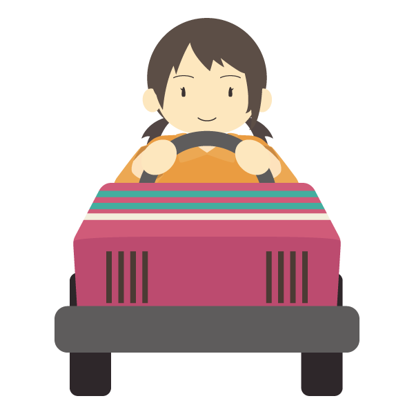 ゴーカートに乗る女の子